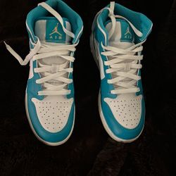 Jordan Mid 1