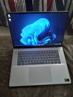 Touchscreen Dell Inspiron 16 2-in1 I7 1TB SSD