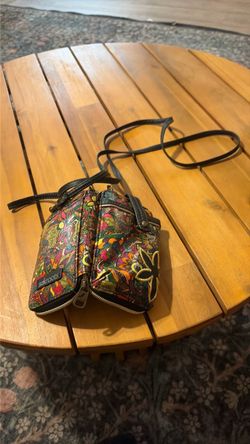 Sakroots wallet