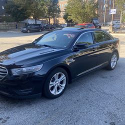 2014 Ford Taurus