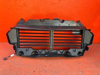 2023 2024 2025 2026 Chevrolet Colorado Genuine Shutter OEM (contact info removed)9