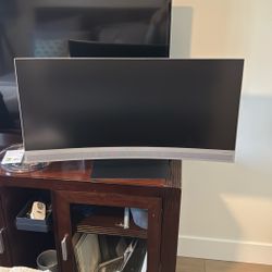 Large Curved envy Monitor