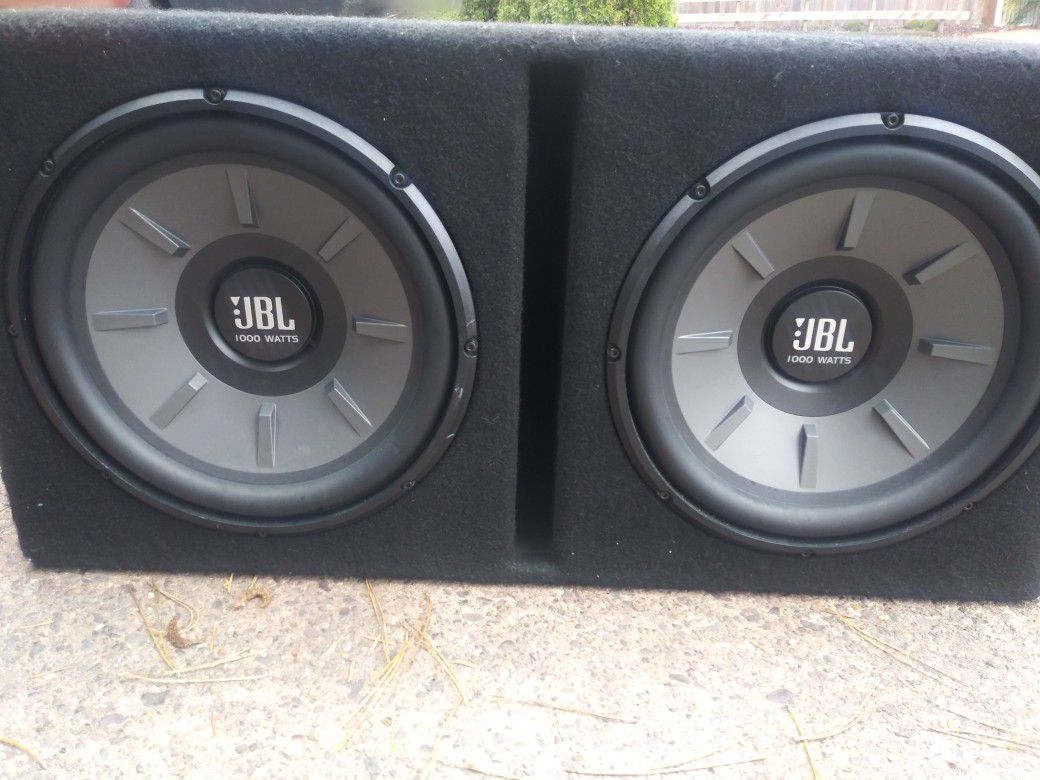 two JBL Subwoofer box 1000w watts Sale in Vancouver, WA - OfferUp