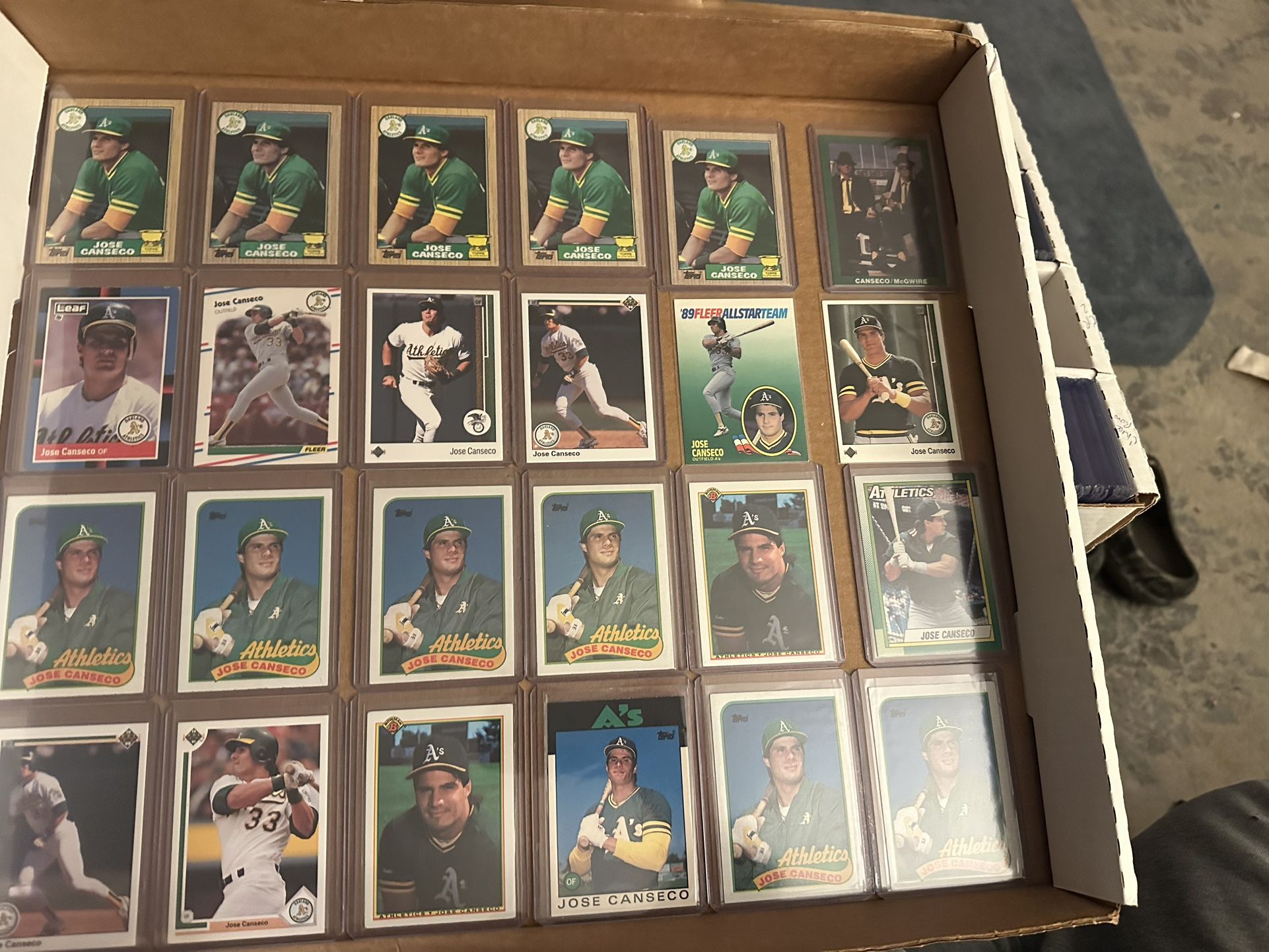 Ken Griffey Jr, Bo Jackson, Jose Conseco Rookie Lots 