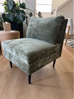 Green armless Chair