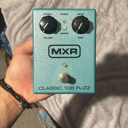 MXR Fuzz Guitar Pedal