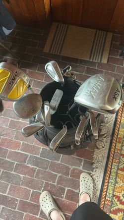 Golf Clubs 