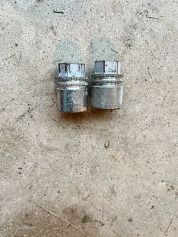 Wheel lock keys for special wheel lugnut