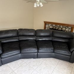 Cool Leather Couch Great Shape 