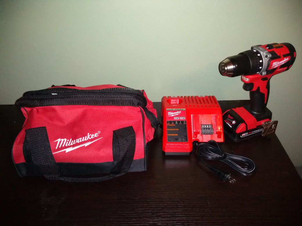 Milwaukee M18 1/2 Drill with 2.0 Battery and Charger