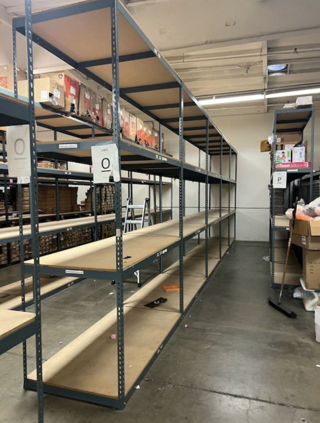 Warehouse Shelving 96 in W X 36 in D Heavy Duty Steel Boltless Warehouse Auto Garage Rack Similar To Uline Grainger