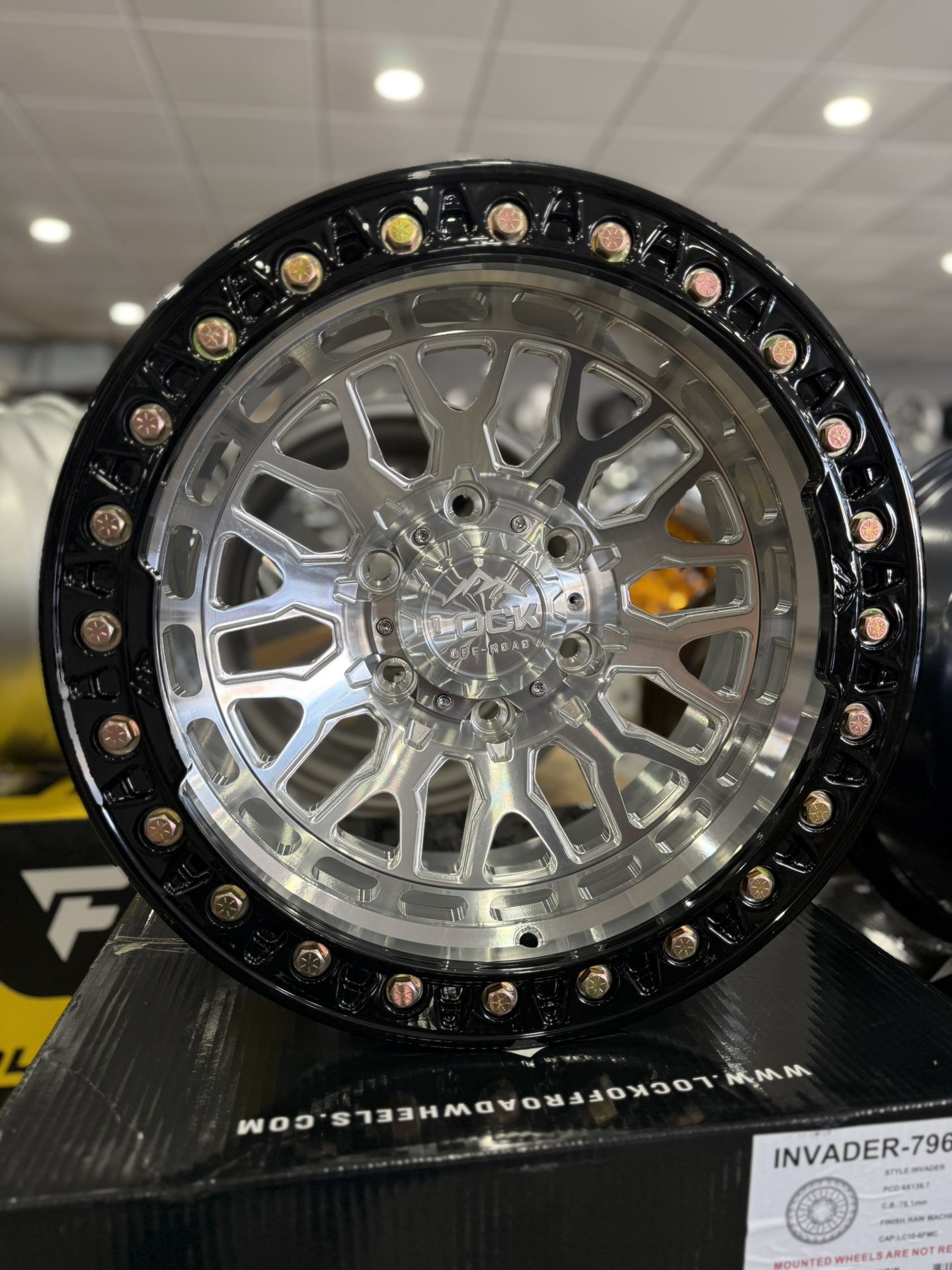 Lock Wheels - Off-road - Rines