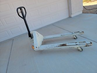 Pallet Jack Crown