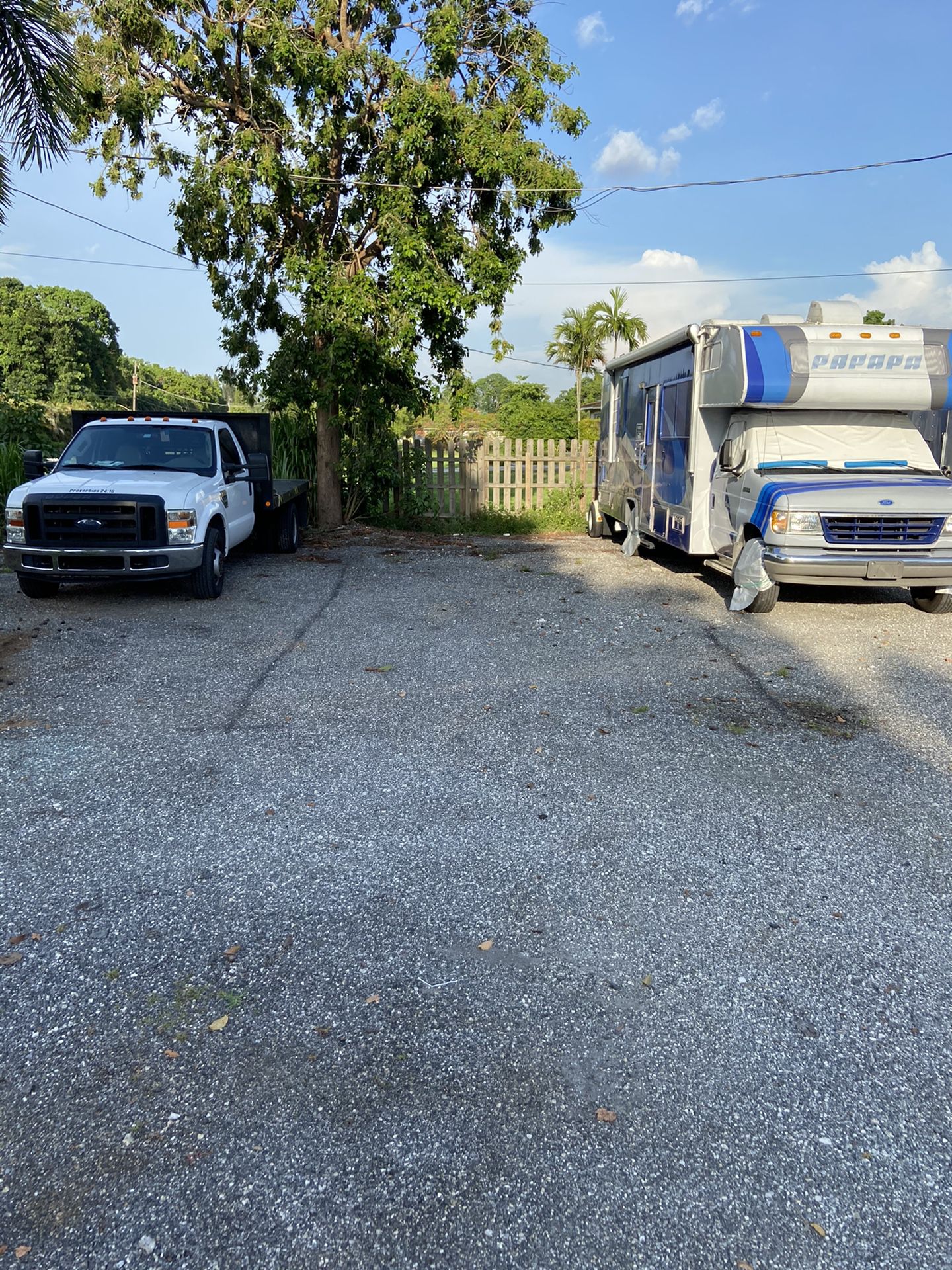RV storage truck van car trailer parking outdoor