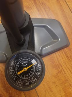 Bike pump
