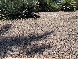 Landscaping rock Mexican mixed river rock 1-3”