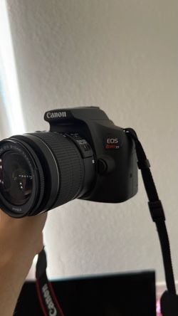 Canon EOS Rebel T7 Camera