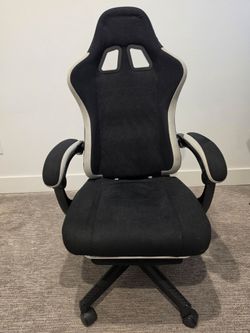 Gaming chair