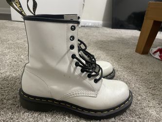 Doc Martens Size 8