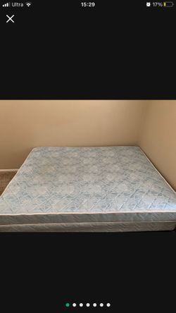 Queen mattress,box springs & frame 3PC/set
