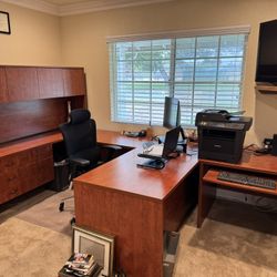 Five Piece Office Desk Set (Chair & Printer Not Included)