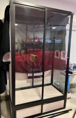 CAGES BY DESIGN CUSTOM BIRD / REPTILE CAGE