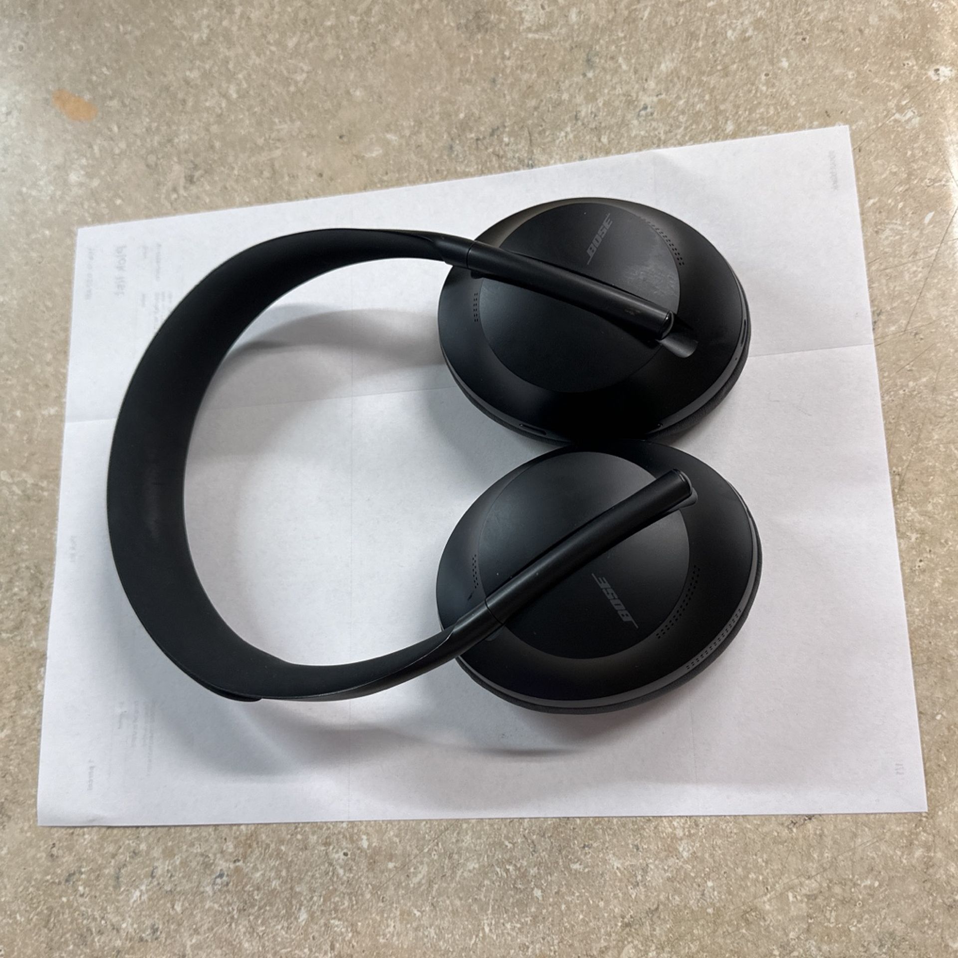Bose 700 (used) 