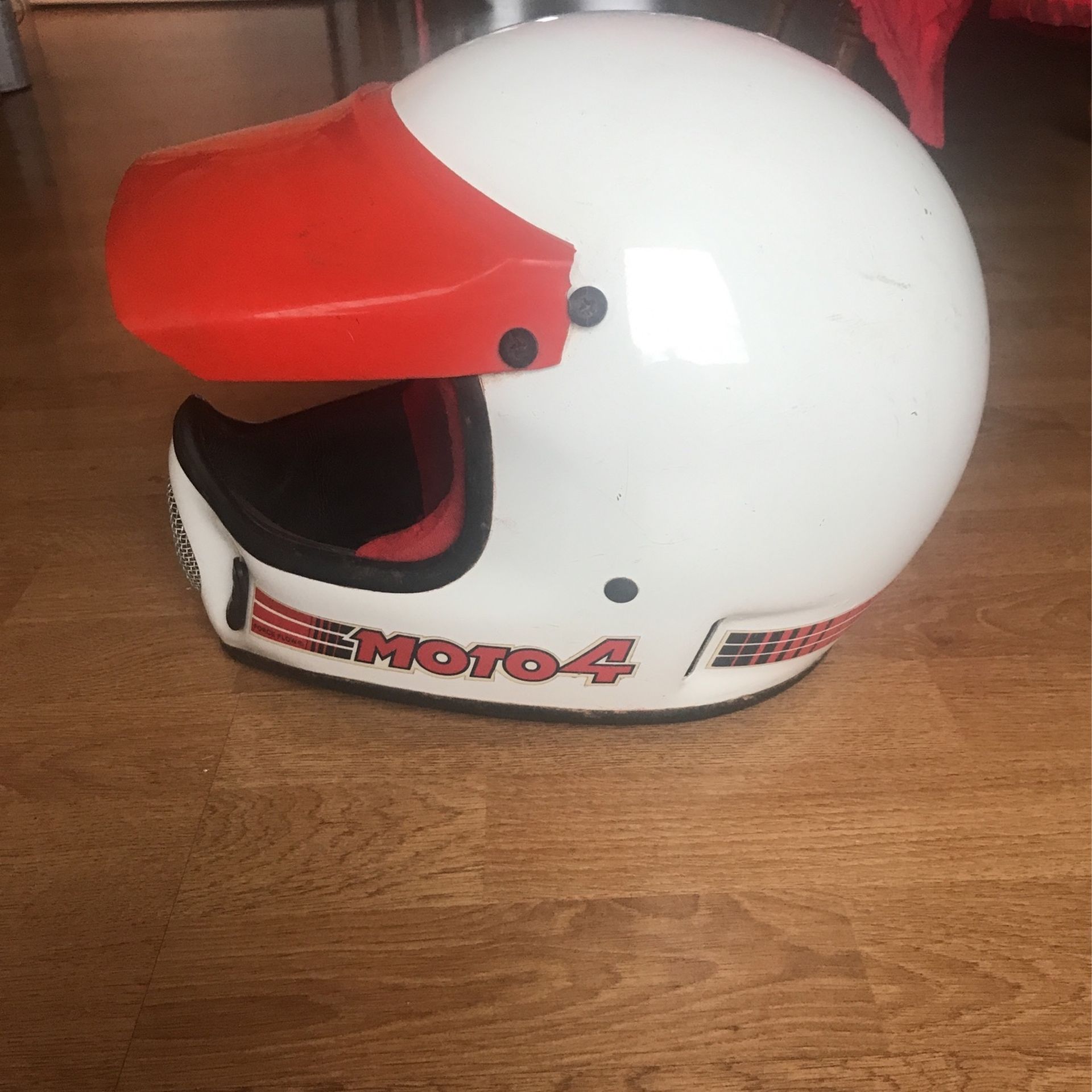 1980’s Bell moto 4