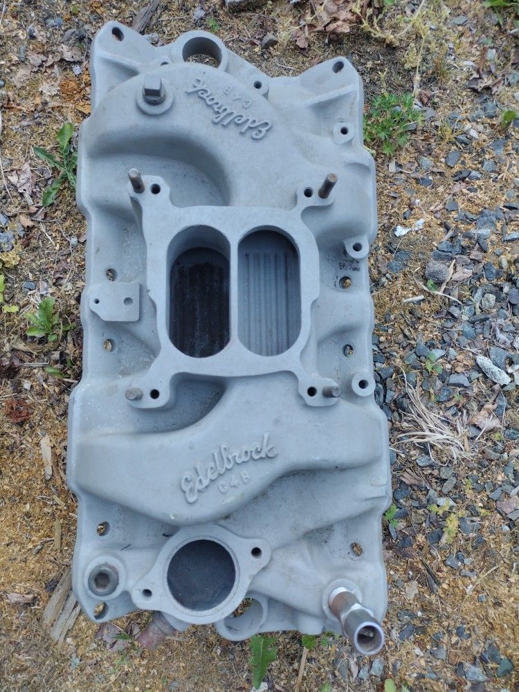 Early Small Block Chevy Intake Manifold Dual Plane Edelbrock C4b