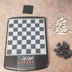 Vintage Kasparov Sensor Chess Board Saitek, Complete Working