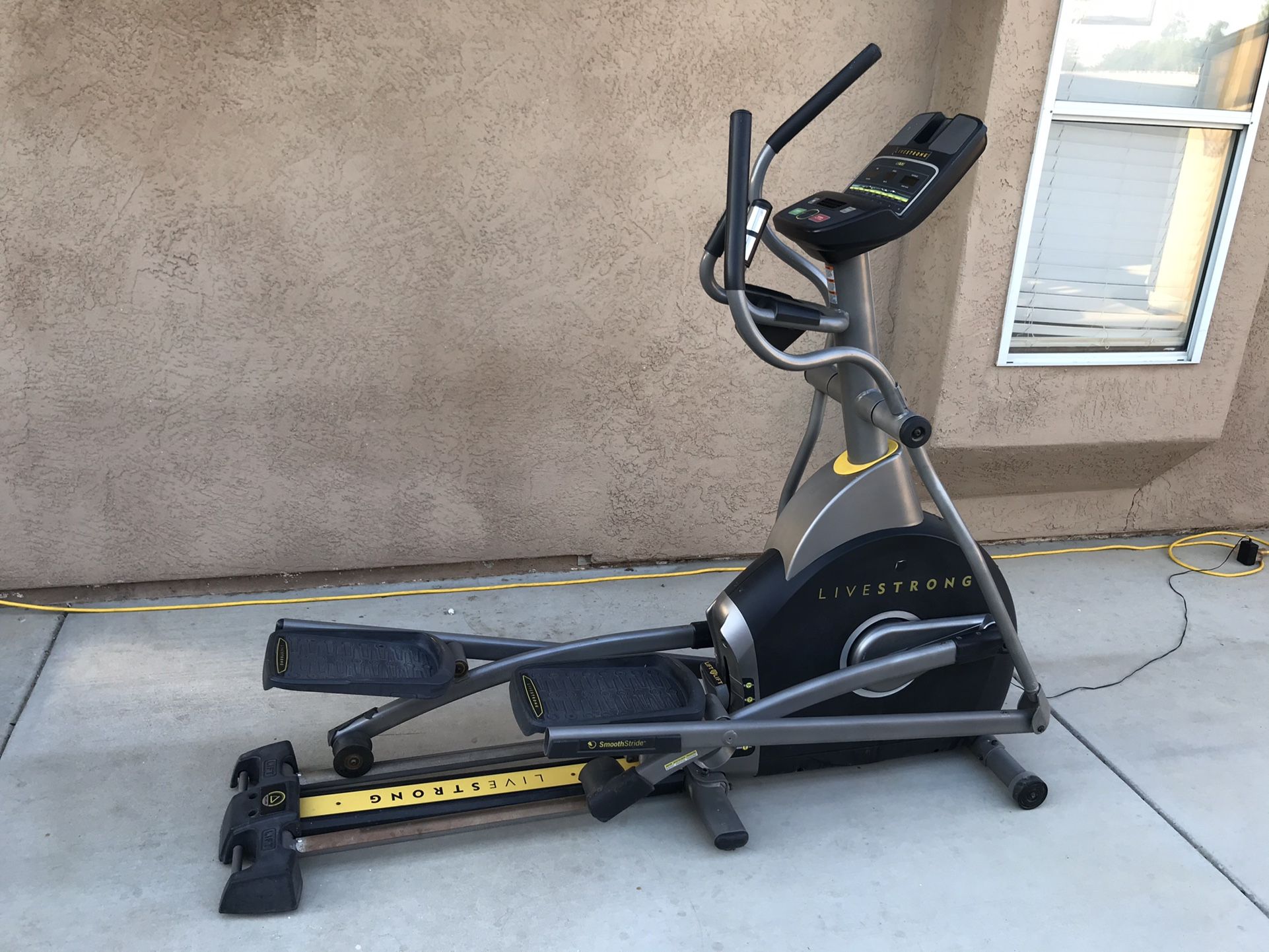 Livestrong ls8 online 0e elliptical review