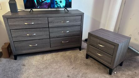 Dresser/nightstand