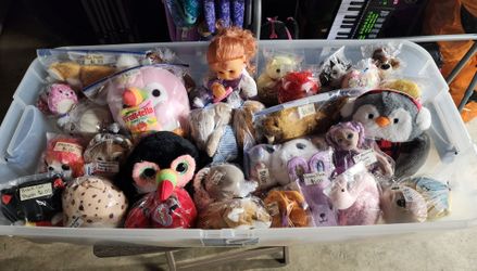 Lots Of Small Stuffed Animals