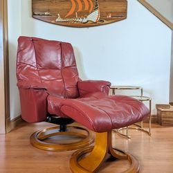 Large Ekornes Stressless Style Leather & Teak Lounge Chair Recliner & Ottoman by IMG of Norway