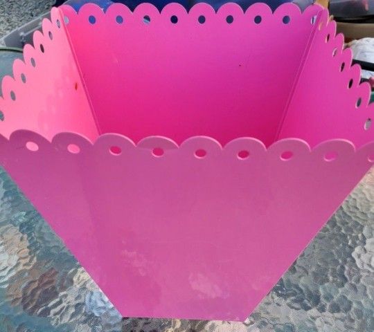 Very Cute Pink Trash Can