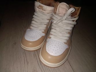 Nike size 5