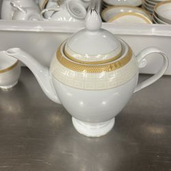 D’Moda Fine Porcelain Catering China