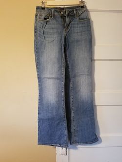 Ladies Levi jeans bold curve boot cut 6/28