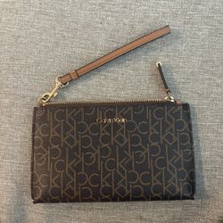 Wristlet 