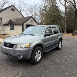 2005 Ford Escape