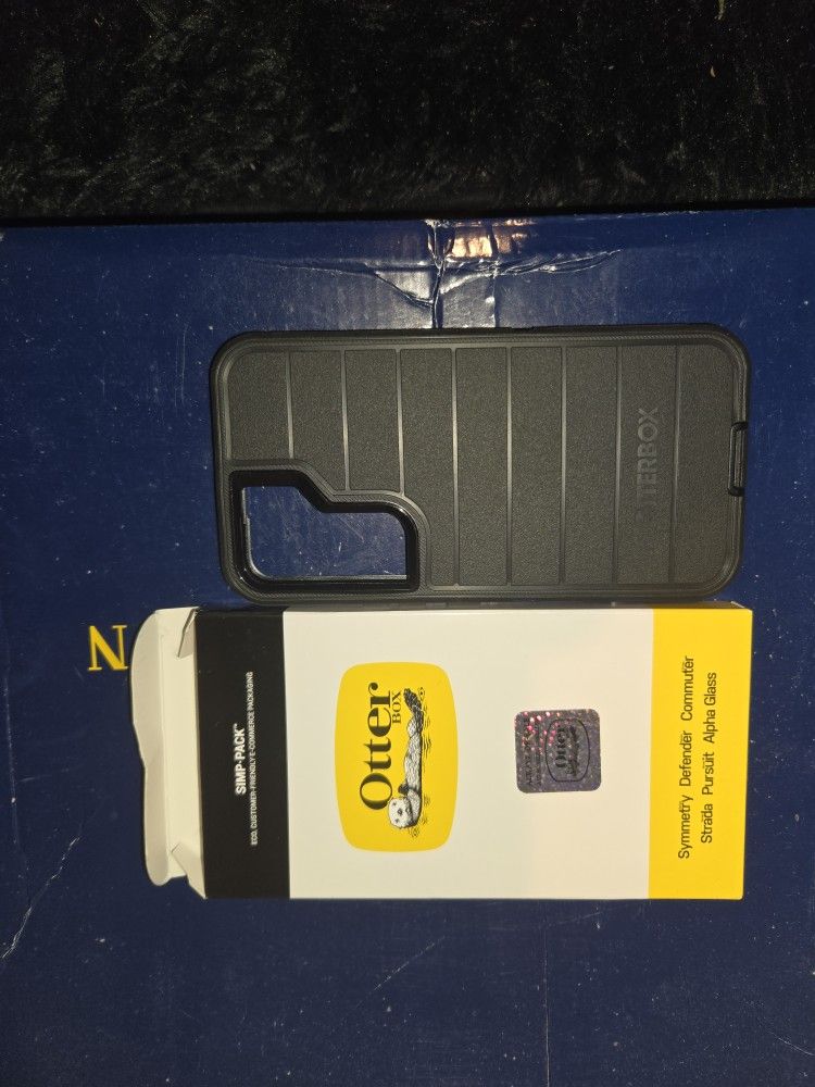 Otter Box Defender Pro(case Only) New