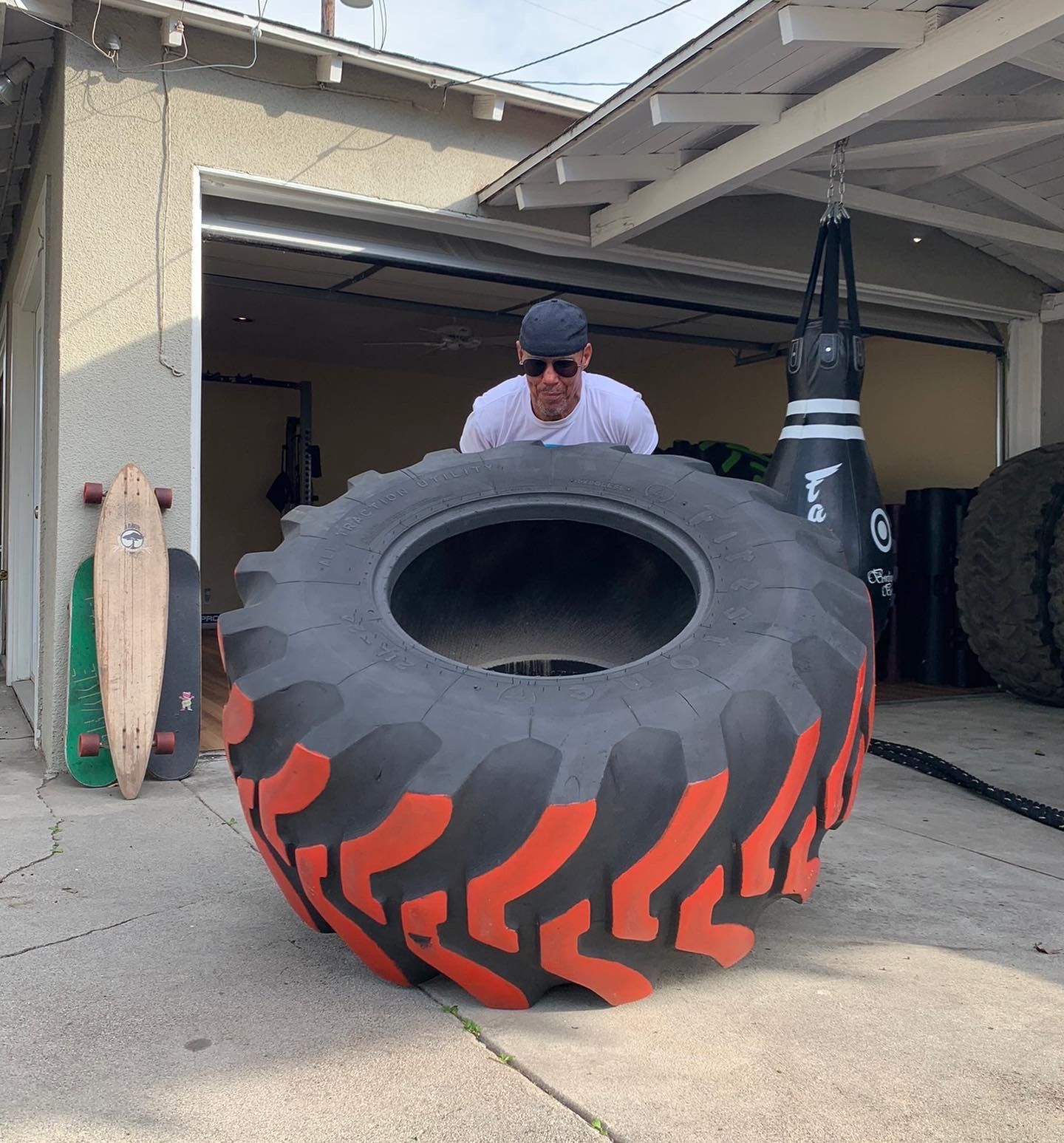 CrossFit Tractor Tires for fitness training! for Sale in Los Angeles