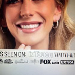 Kate & Chloe 18 K White Gold Hoop Earrings