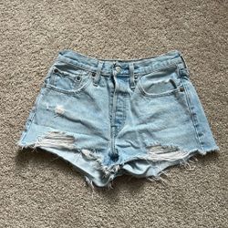 Light Blue Levi’s 501
