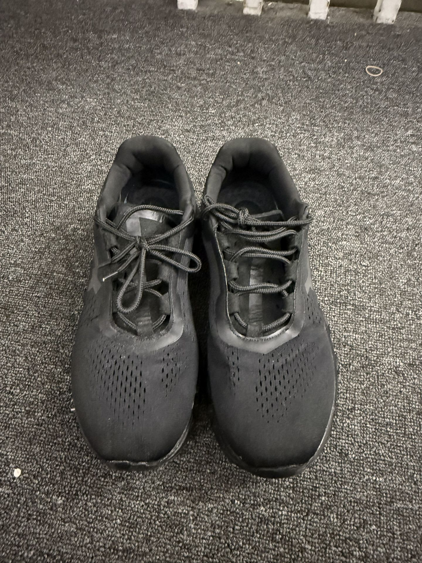 On Men’s Sneaker