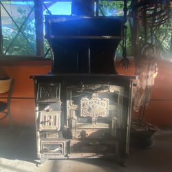 Antique /old 1918 Wrought Iron Company Stove 