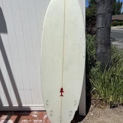 Kennedy Fish surfboard 5’8”