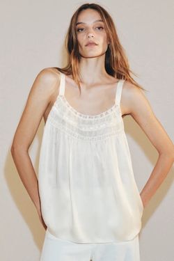 Brand new with tags Zara Top size xs(kind of large, with tags)