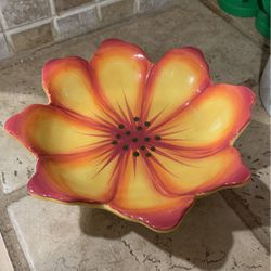Clay Art Ceramic Flower Shaped Bowl/Trinket Dish 7.7"