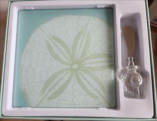Two's Company Coral Reef Glass Cheese Platter & Spreader New in Box